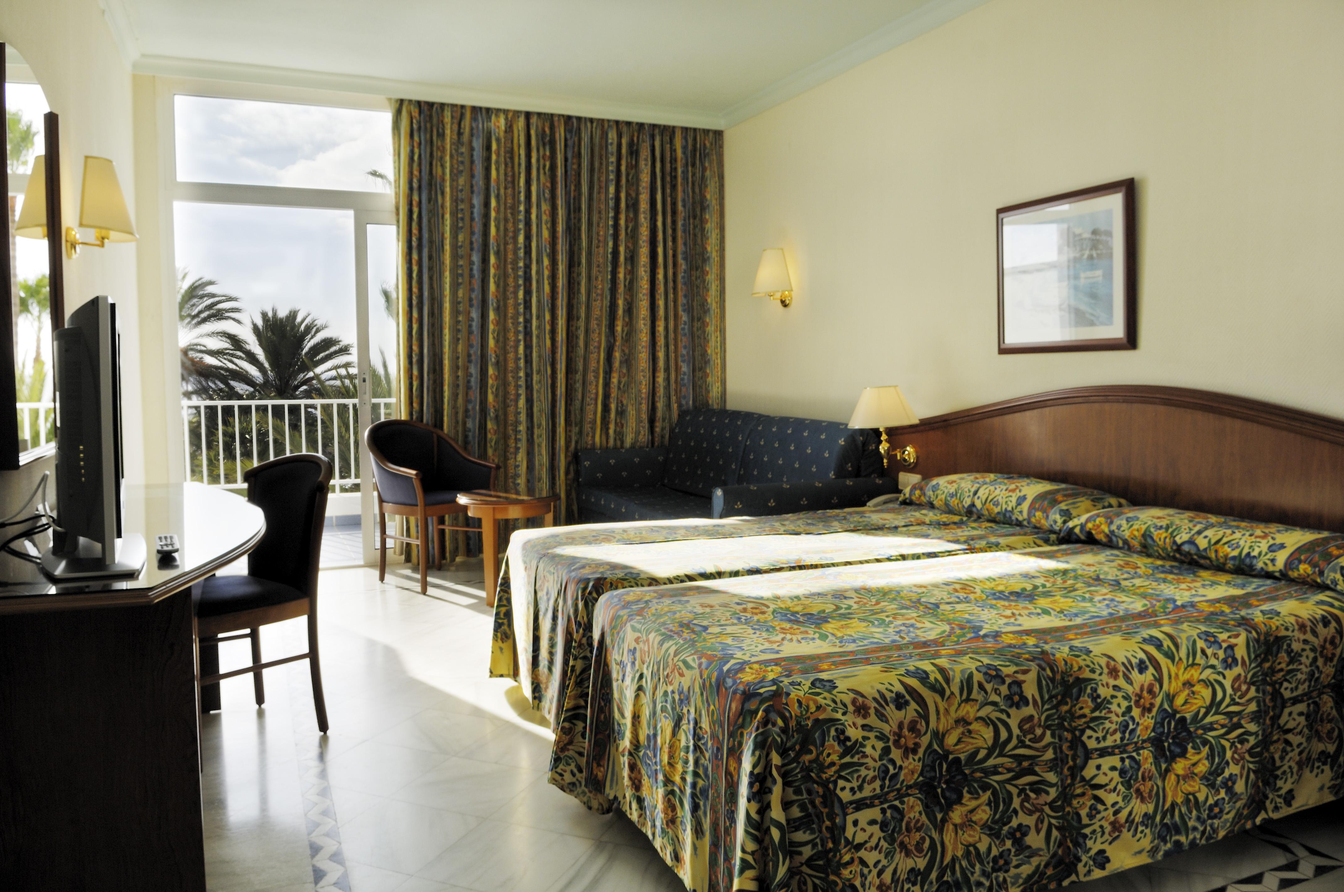 Vik Hotel San Antonio Пуэрто дель Кармен Экстерьер фото