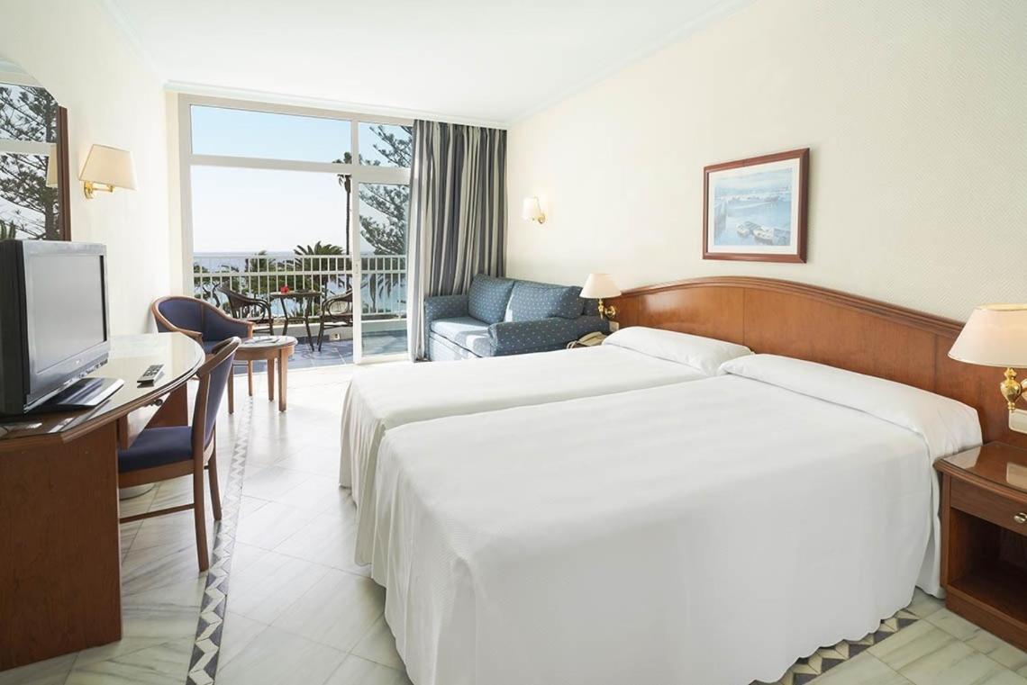 Vik Hotel San Antonio Пуэрто дель Кармен Экстерьер фото